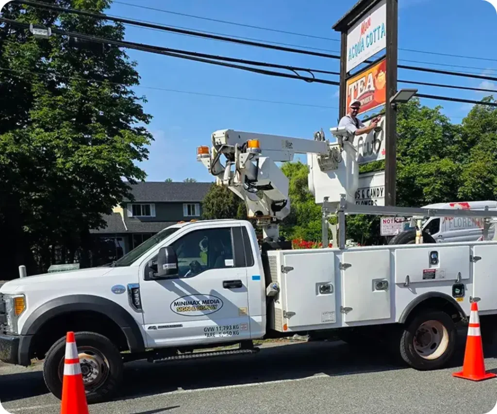bucket truck